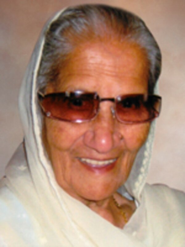 Obituary Of Nasib Kaur Atwal Mcinnis Holloway Funeral Homes