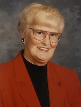 Obituary of Hilda Milne McInnis Holloway Funeral Homes Servin