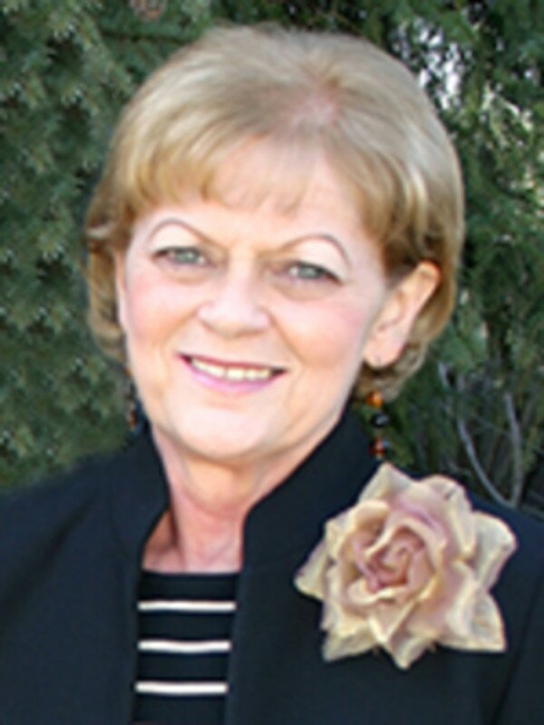 Obituary Of Gail HANSEN McInnis Holloway Funeral Homes Servin